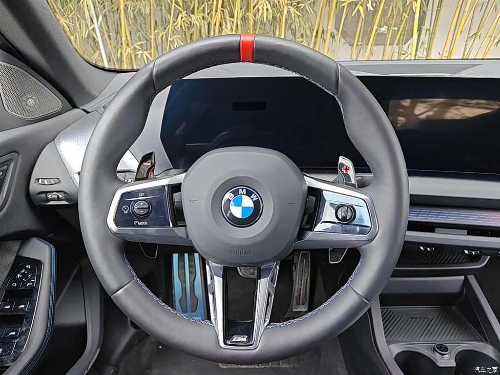 BMW M2, 2025 10