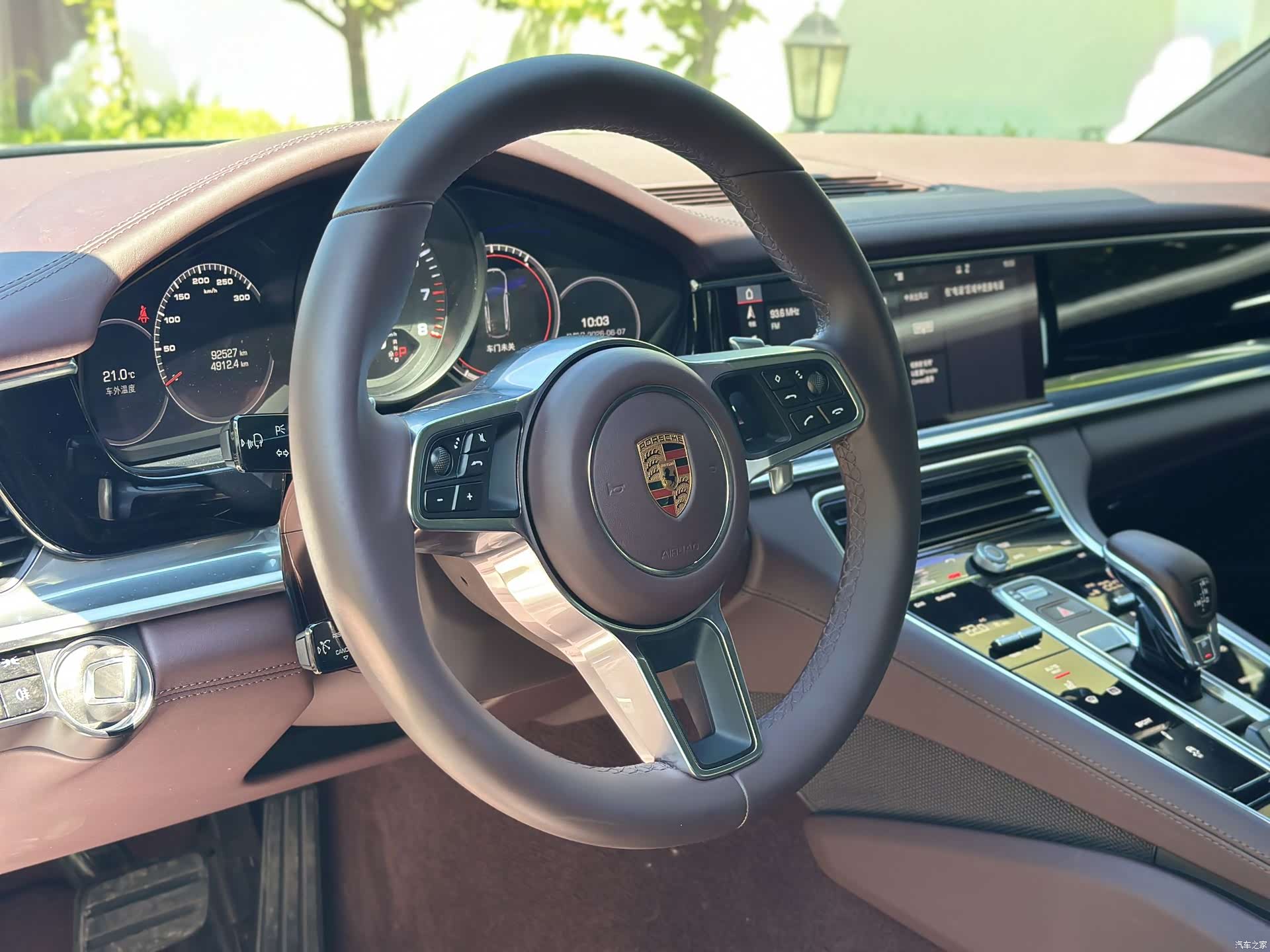 Porsche Panamera, 2018 все фото
