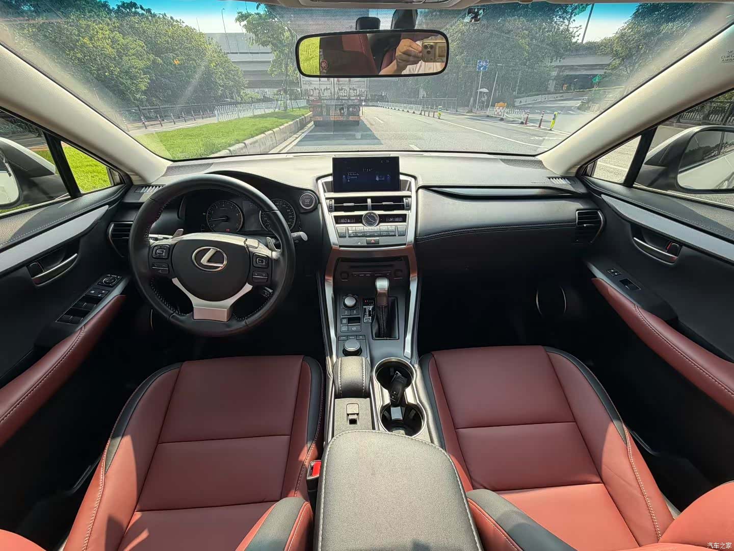 Lexus NX, 2016 9