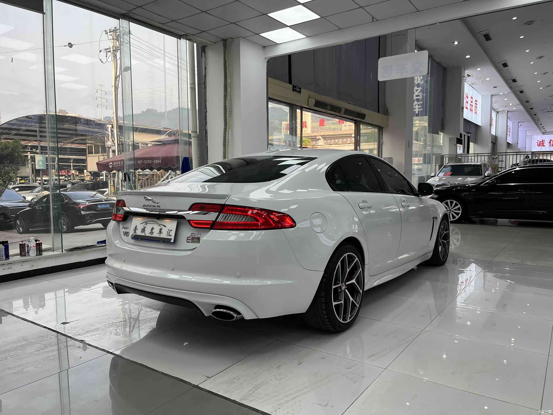 Jaguar XF, 2015 9