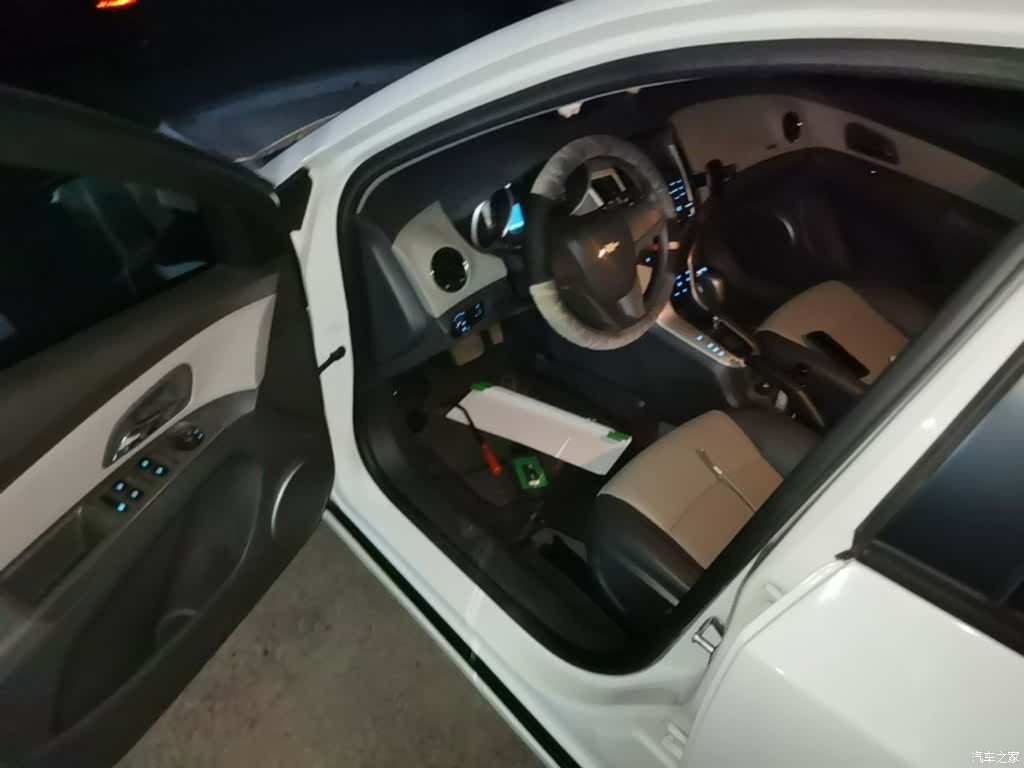 Chevrolet SE, 2014 16
