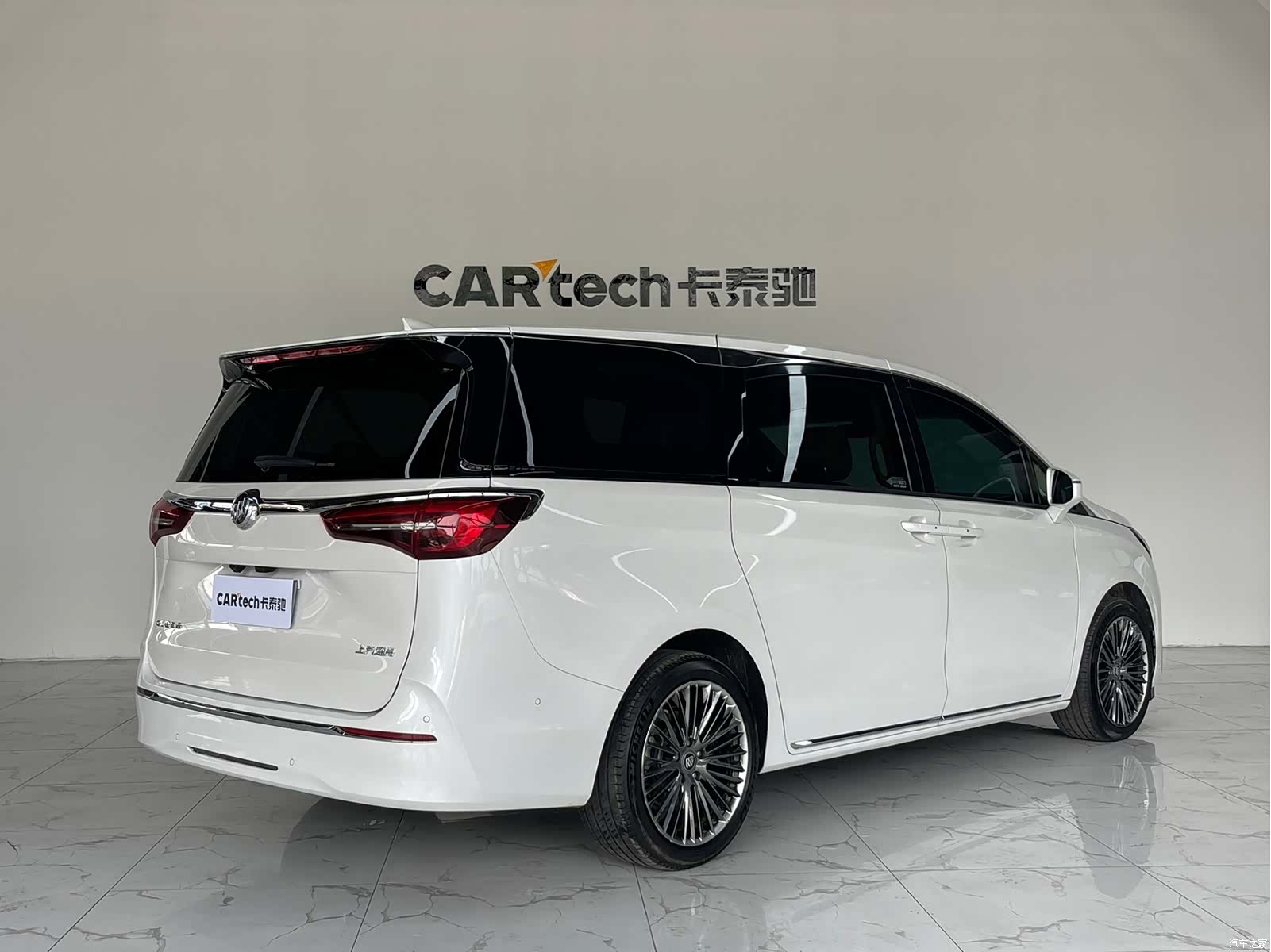 Buick GL8, 2023 4