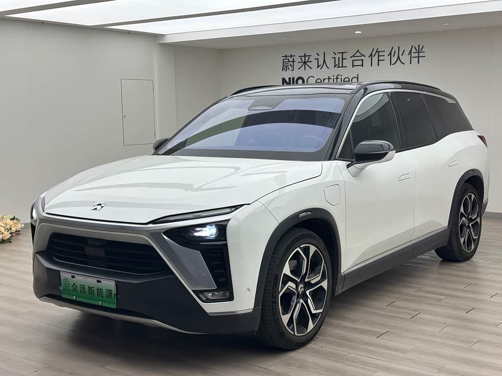 NIO ES8