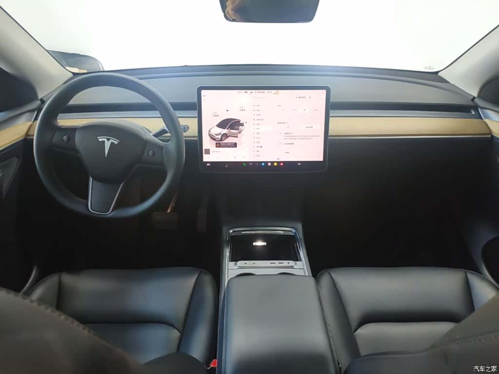 Tesla Model Y, 2022 6