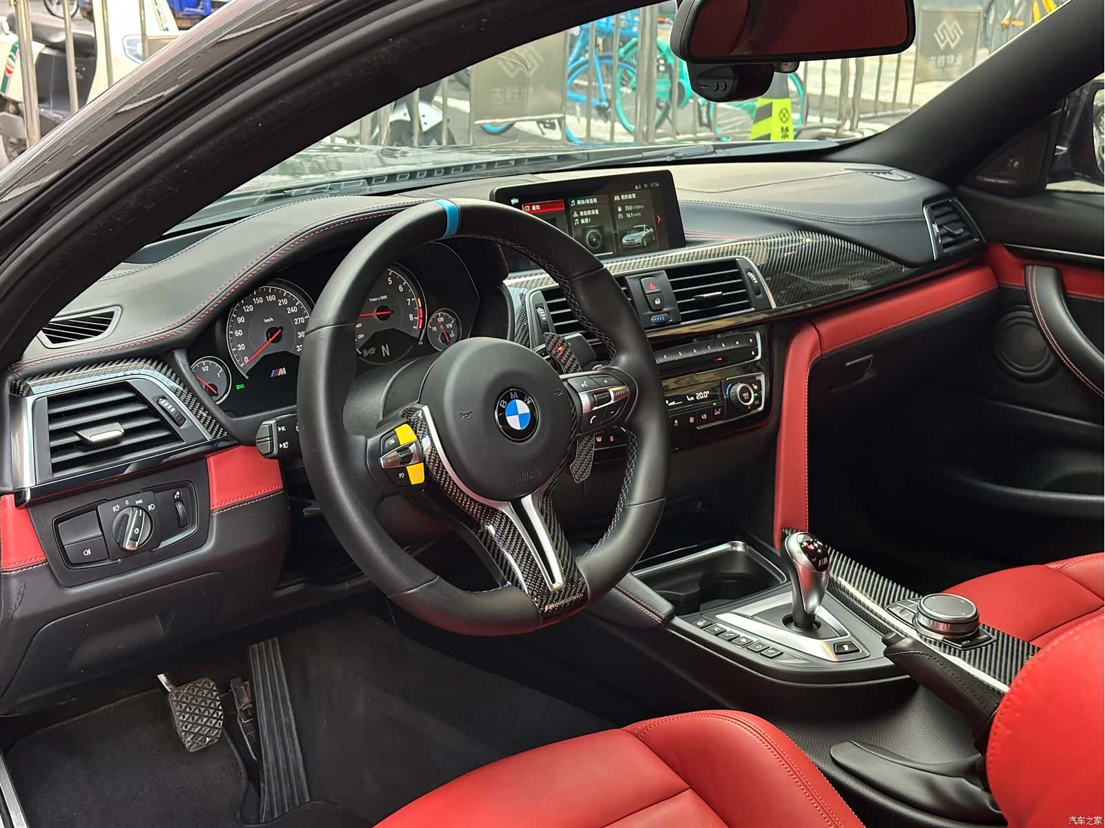 BMW M4, 2020 все фото