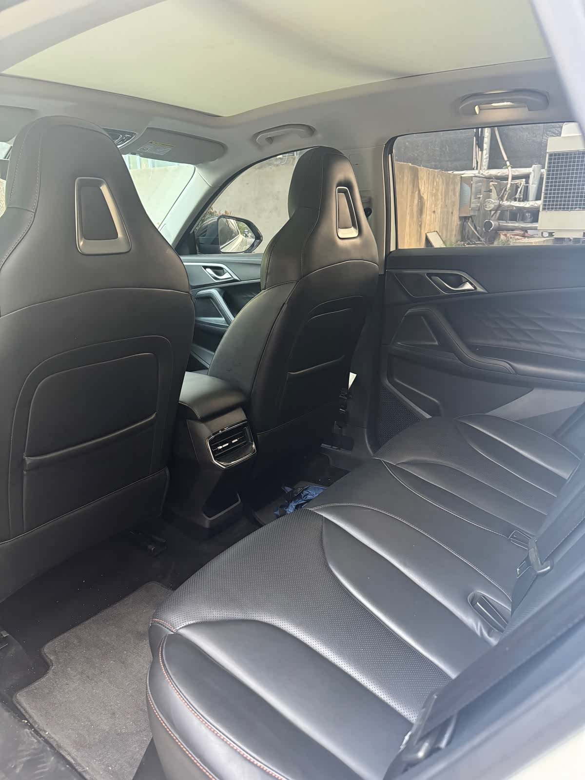 Roewe RX5, 2022 6