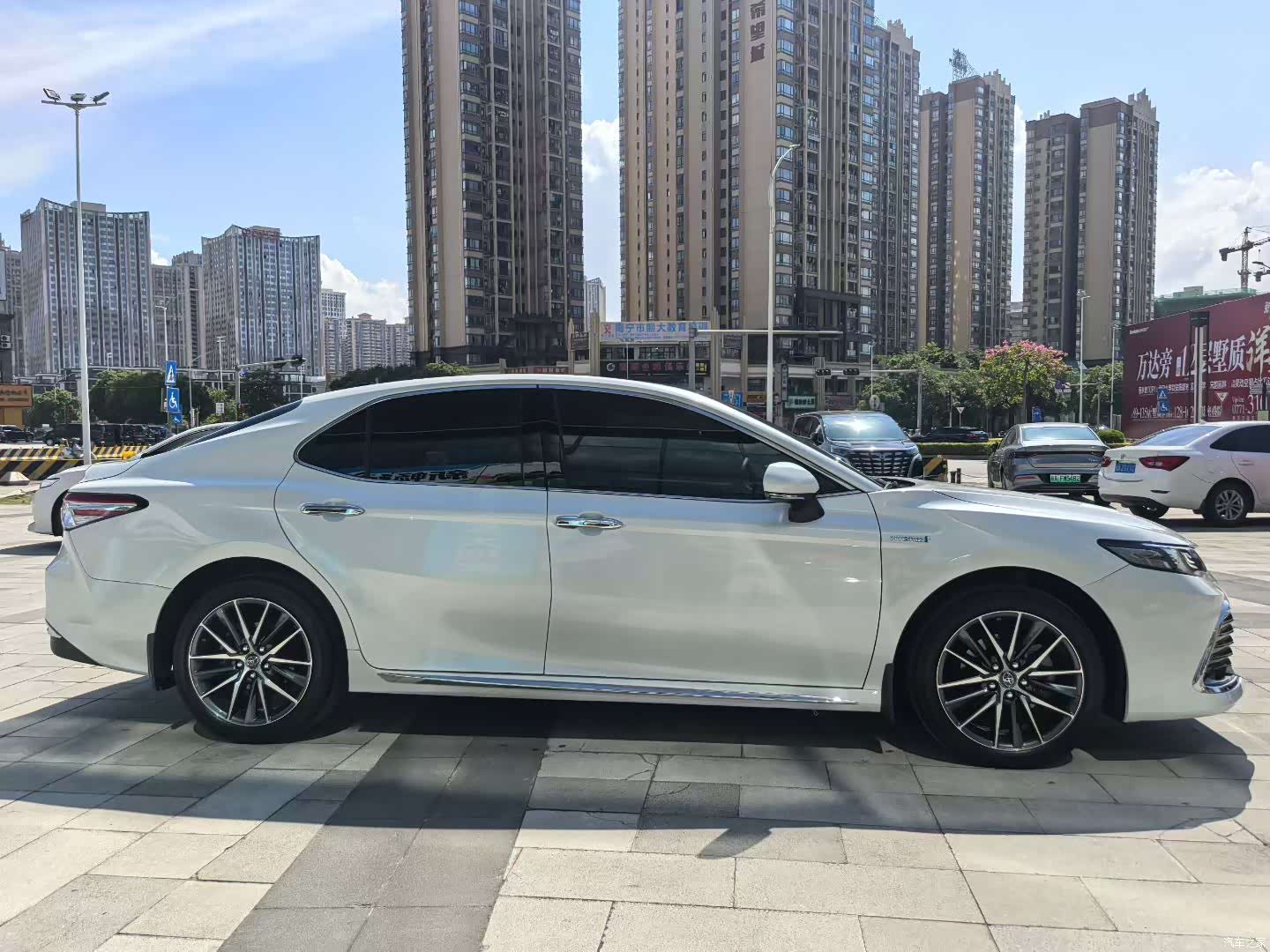 Toyota Camry, 2022 8