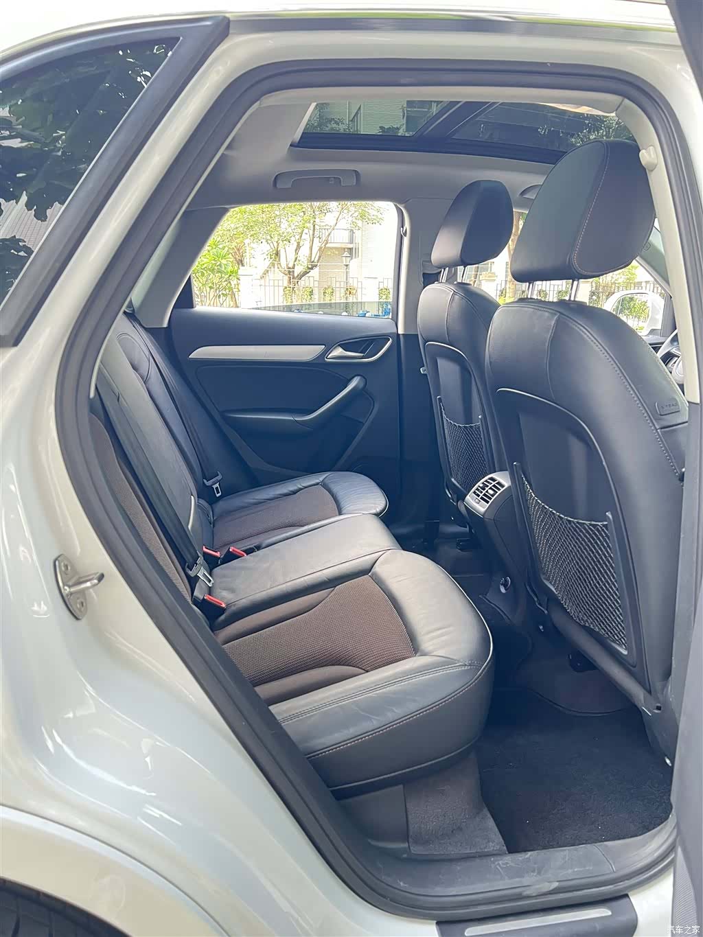 Audi Q3, 2018 10