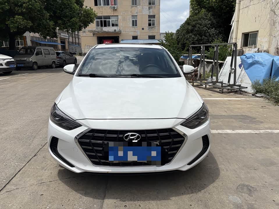 Hyundai Lead