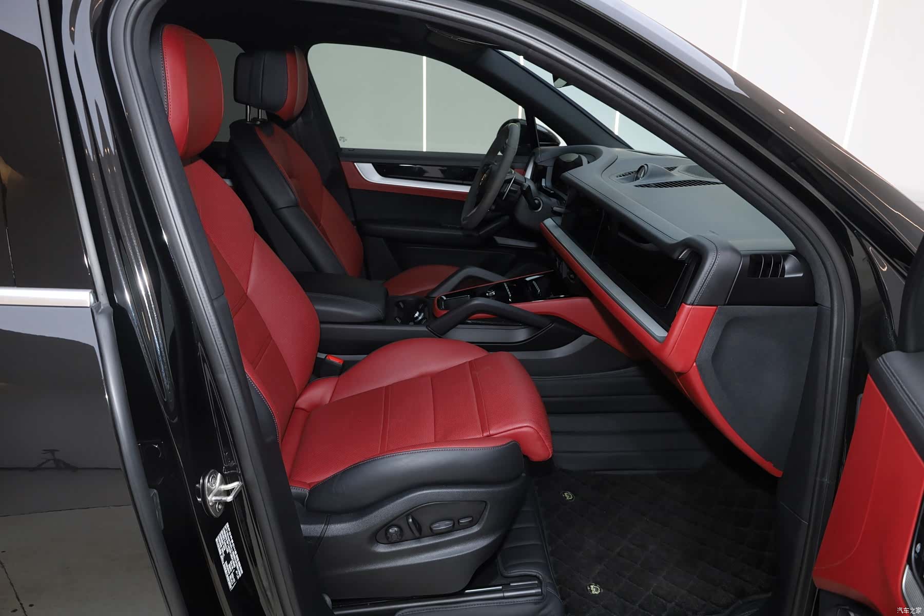 Porsche Cayenne, 2024 6