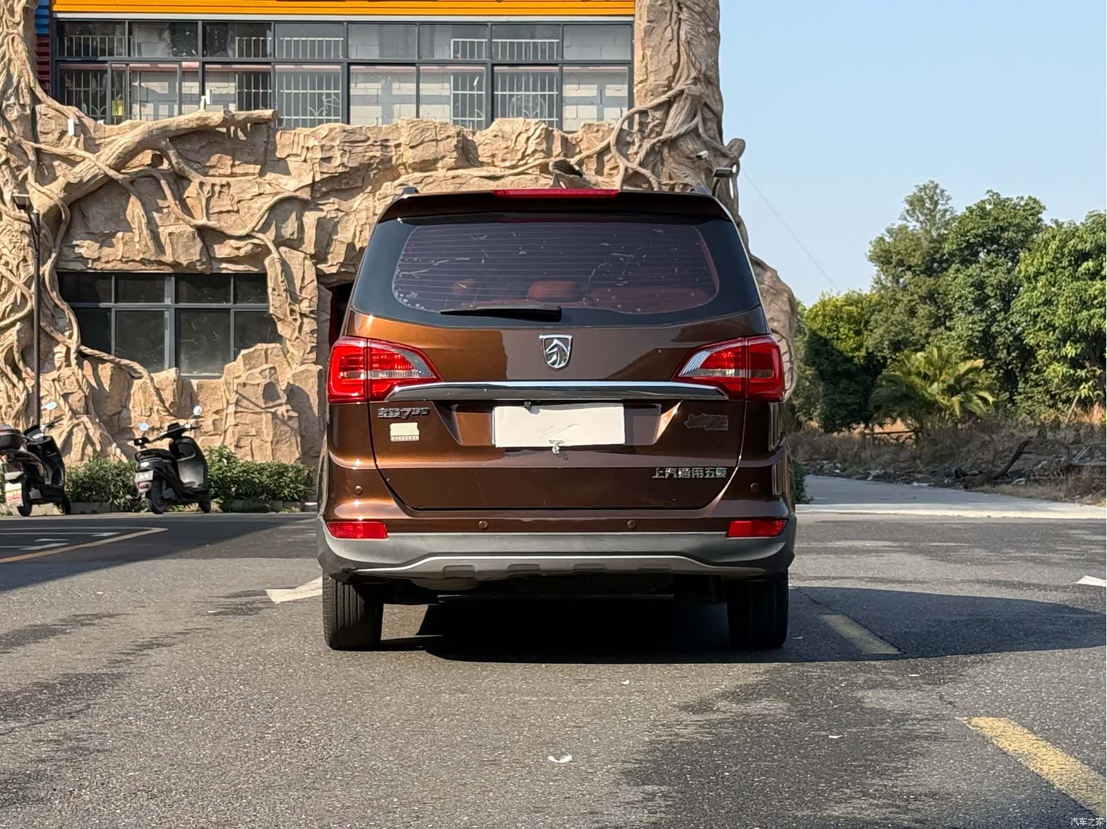 Wuling 730, 2018 13