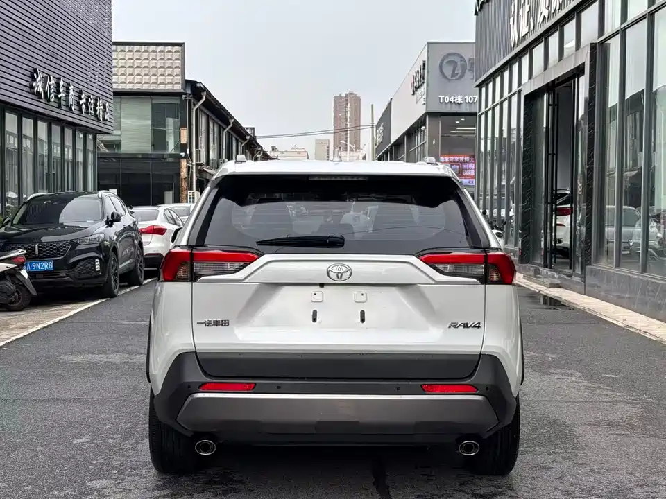 Toyota RAV4 Rongfang