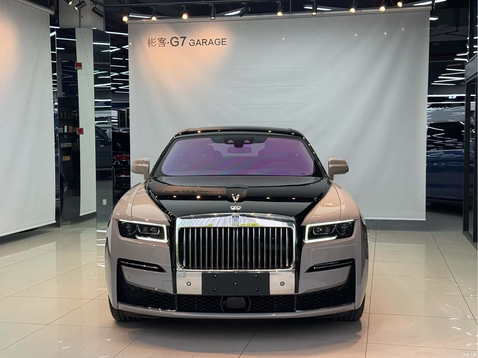 Rolls-Royce Ghost, 2023 3