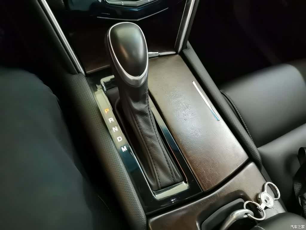 Cadillac XTS, 2019 14