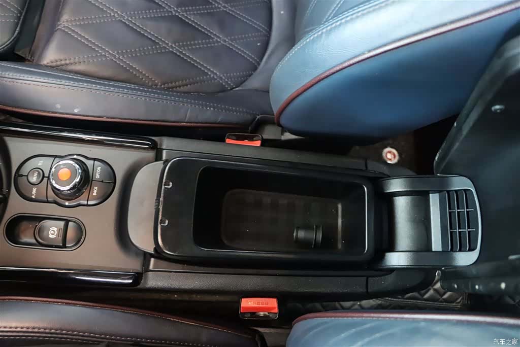 Mini Clubman, 2017 16