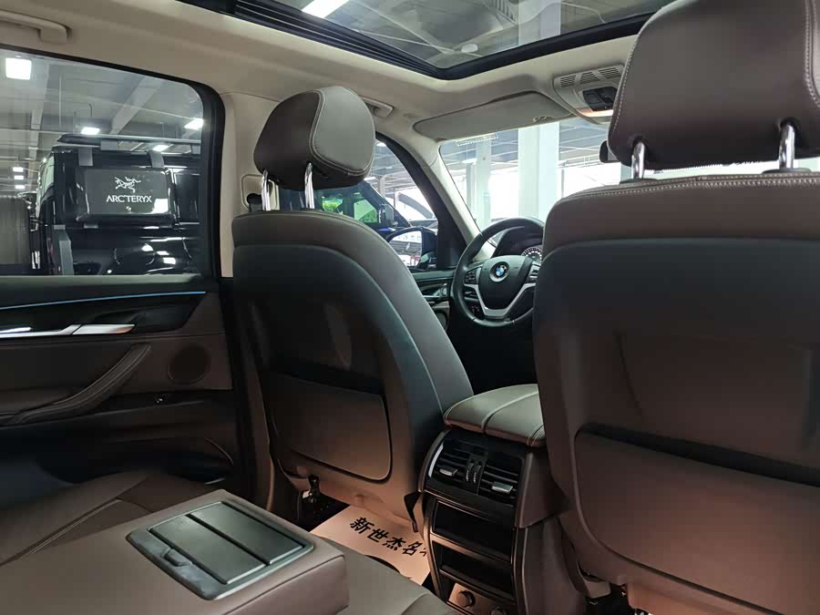 BMW X5 2017, фото 11