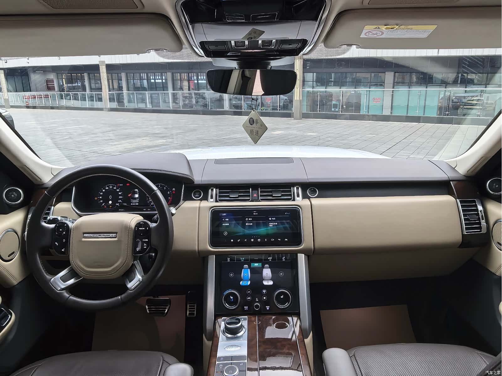 Land Rover Range Rover, 2022 18