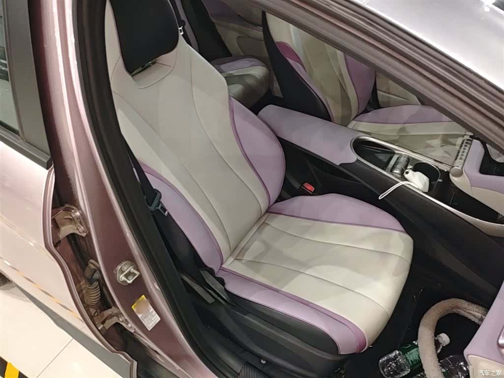 BYD Dolphin, 2022 25