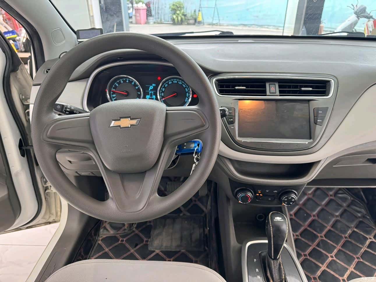 Chevrolet RV, 2017 10