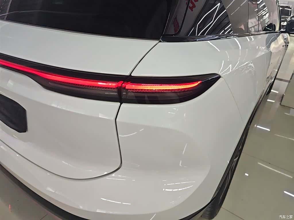 NIO ES6, 2024 8