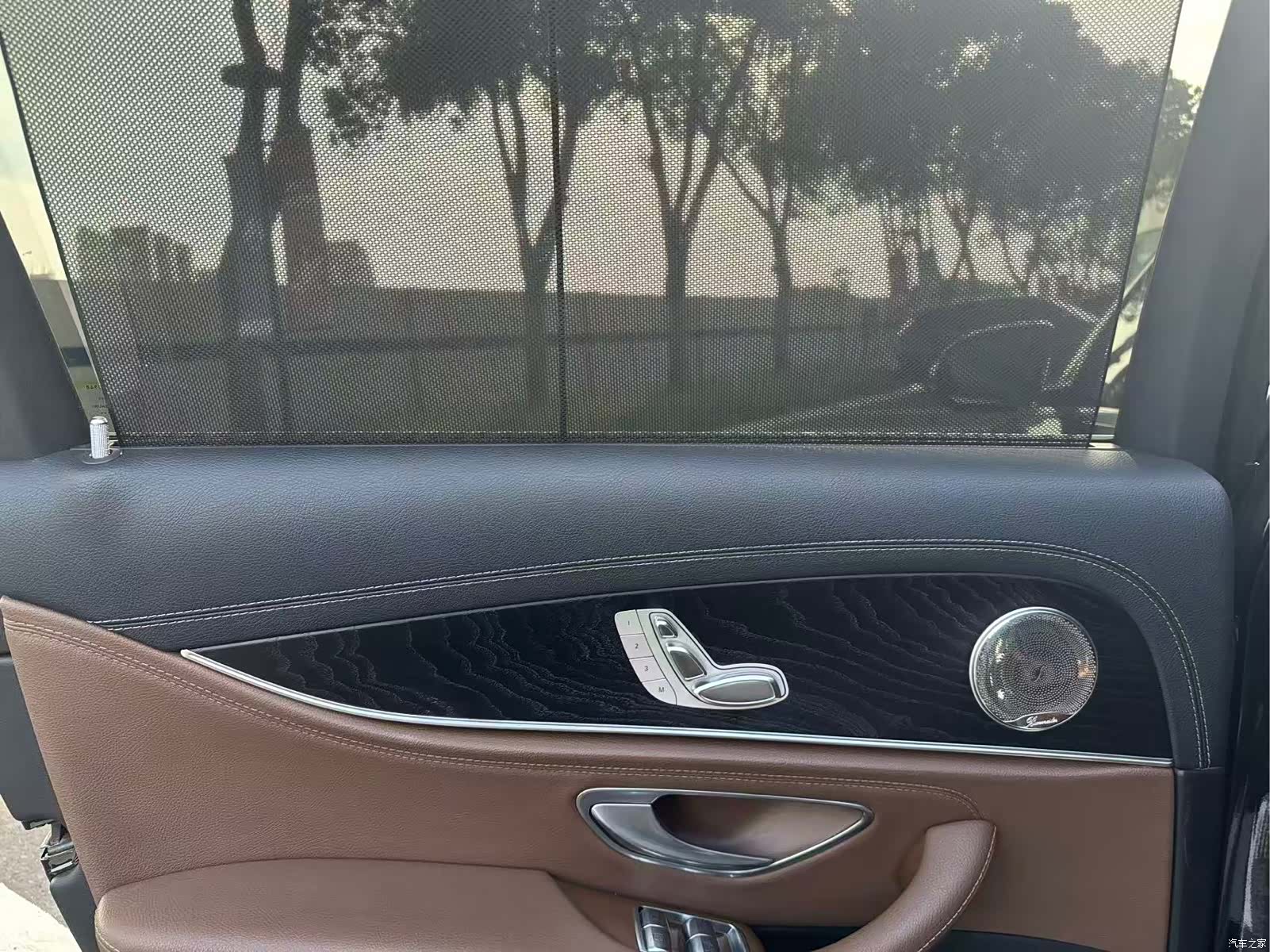 Mercedes-Benz E-Class, 2019 6