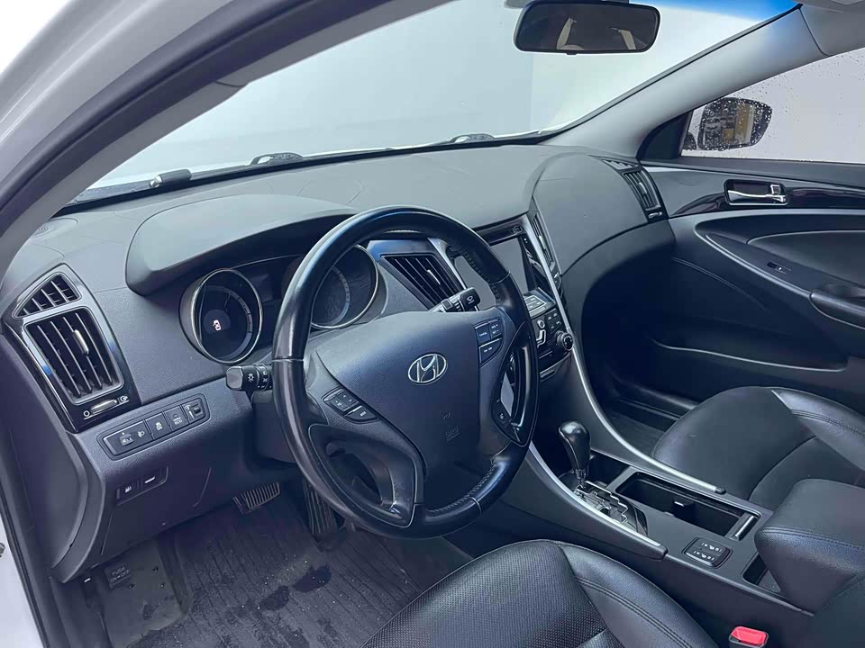 Hyundai Sonata Hyundai Sonata
