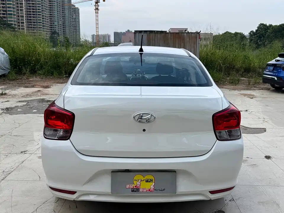 Hyundai Rena