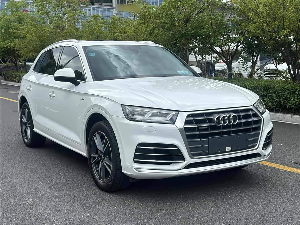 Audi Q5L Audi Q5L
