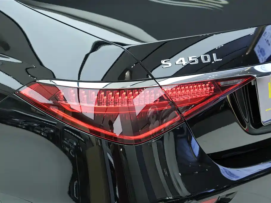 Mercedes-Benz S-class Mercedes-Benz S-class