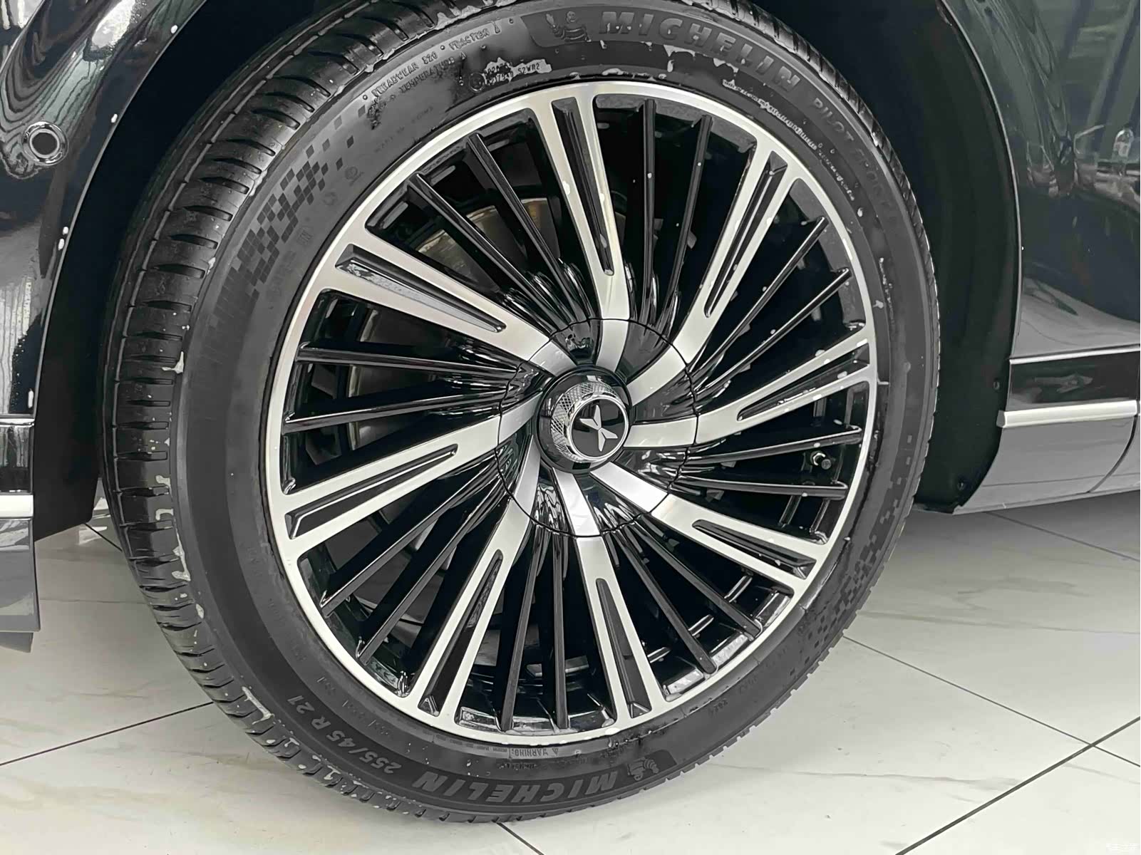 Xpeng G9, 2024 13