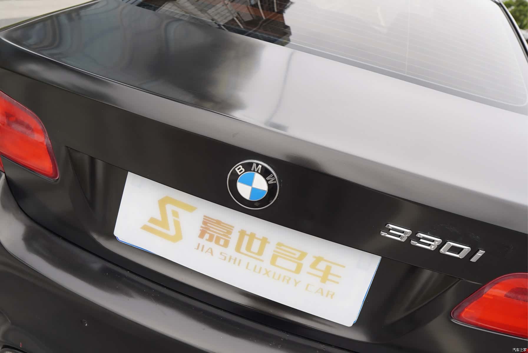 BMW 3 Series, 2011 25