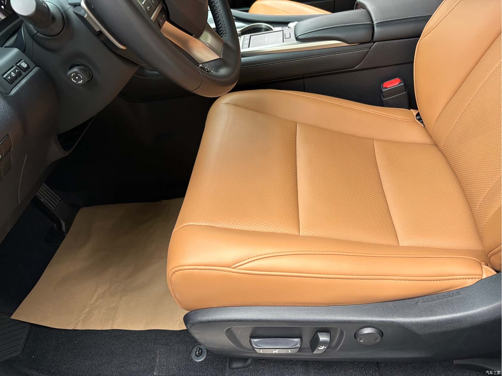 Lexus RX, 2022 6