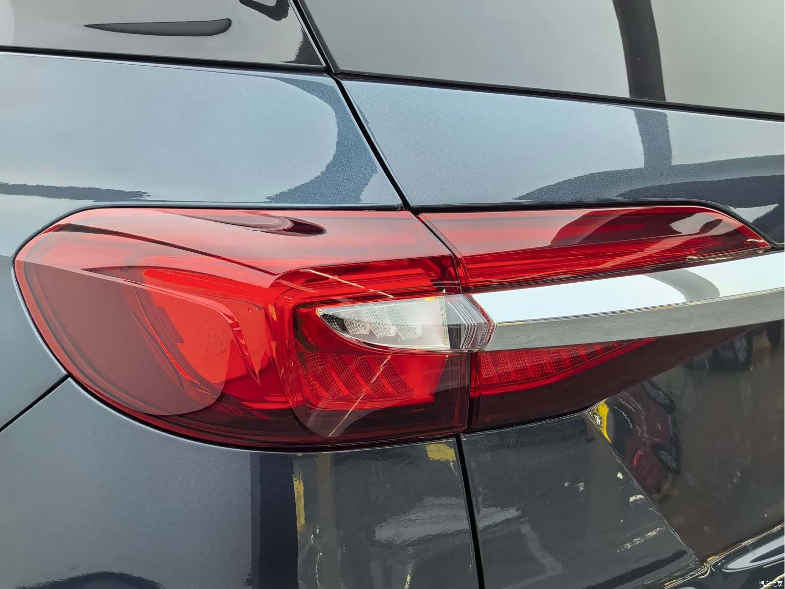 Buick Enclave, 2021 11