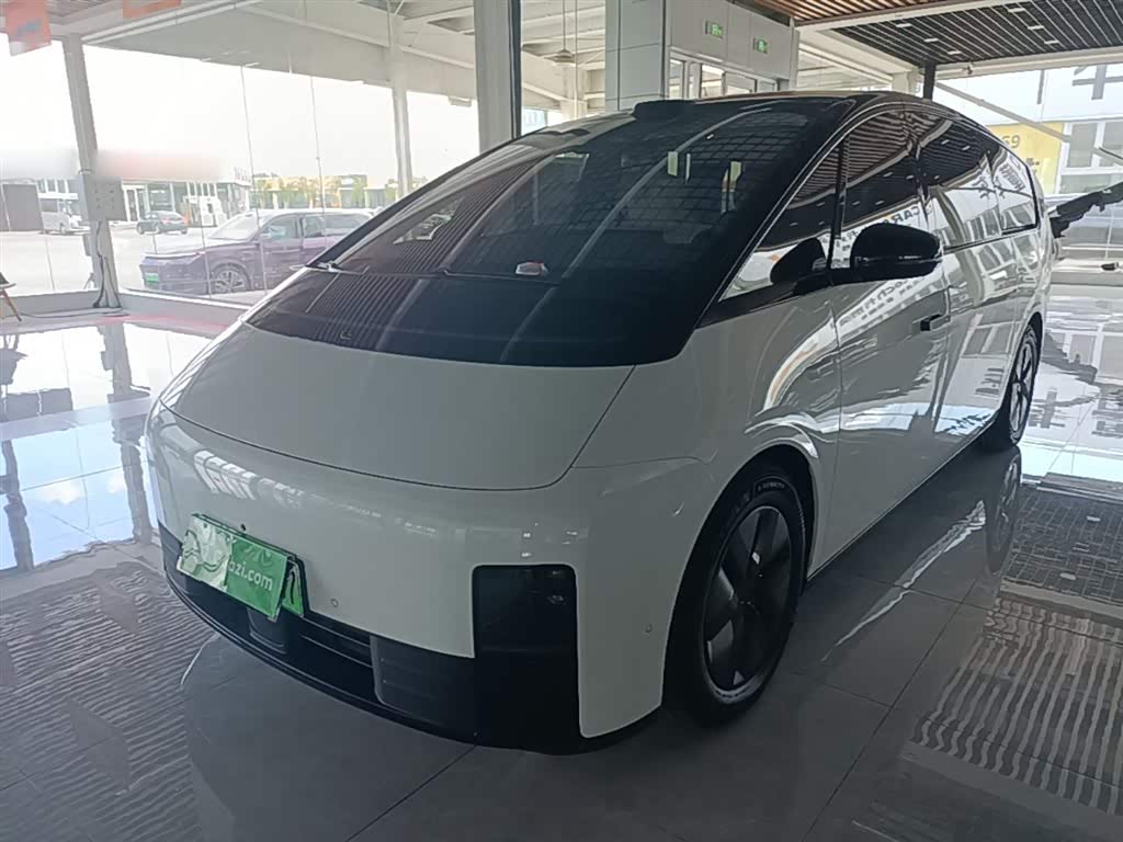 Li Auto MEGA
