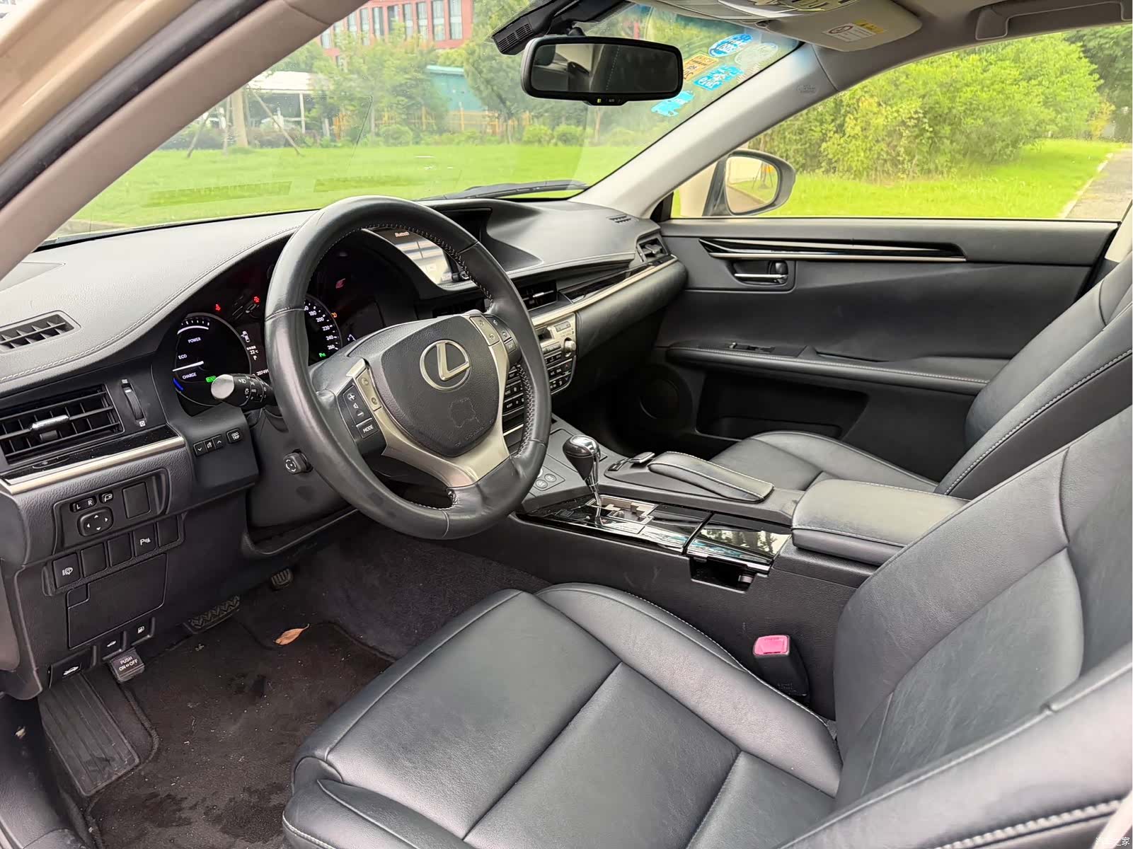 Lexus ES, 2015 12