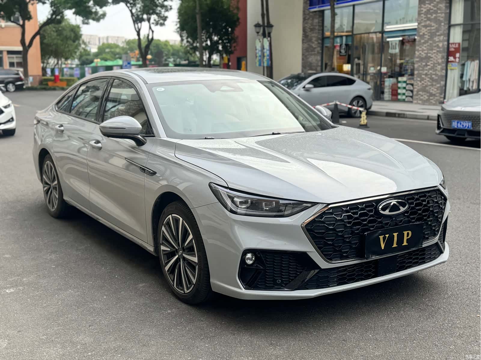 Chery Arrizo 8, 2025 3