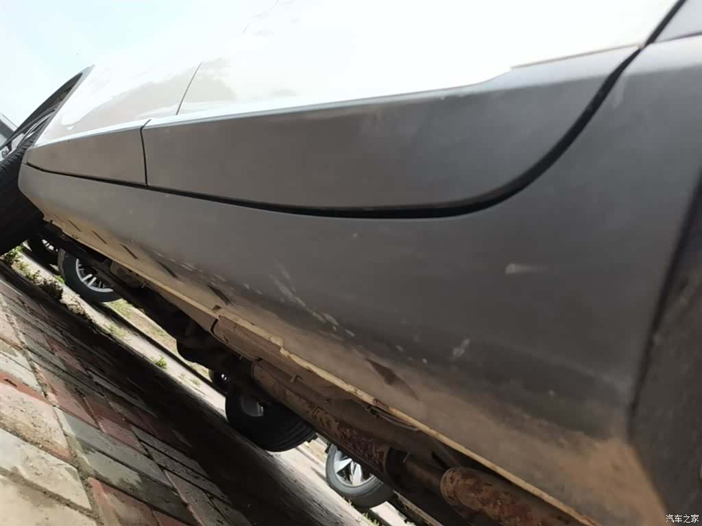 Roewe RX3, 2019 22