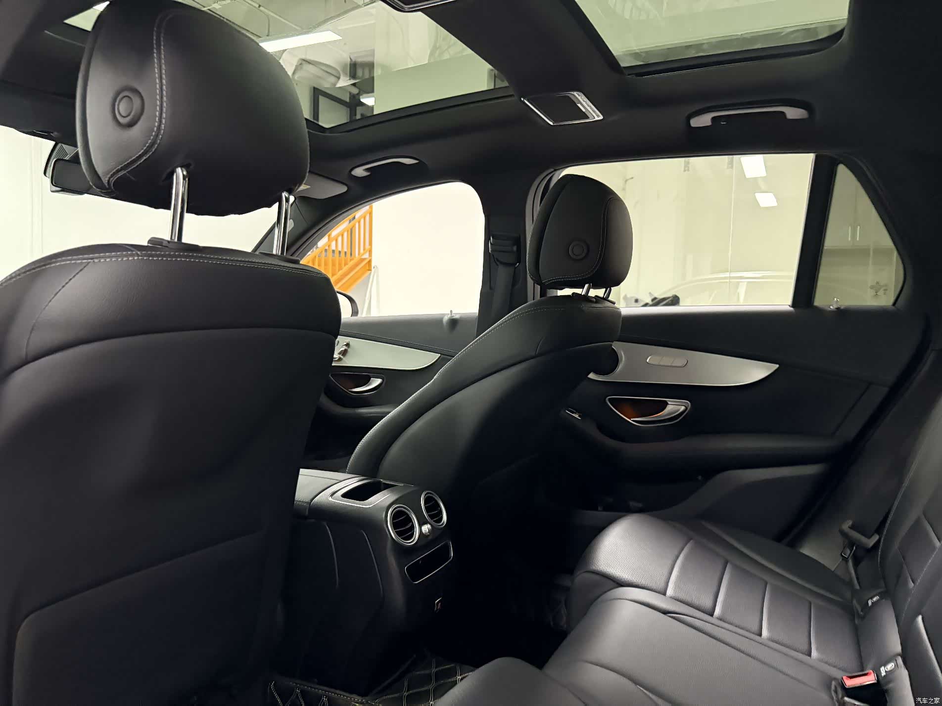 Mercedes-Benz GLC, 2020 15