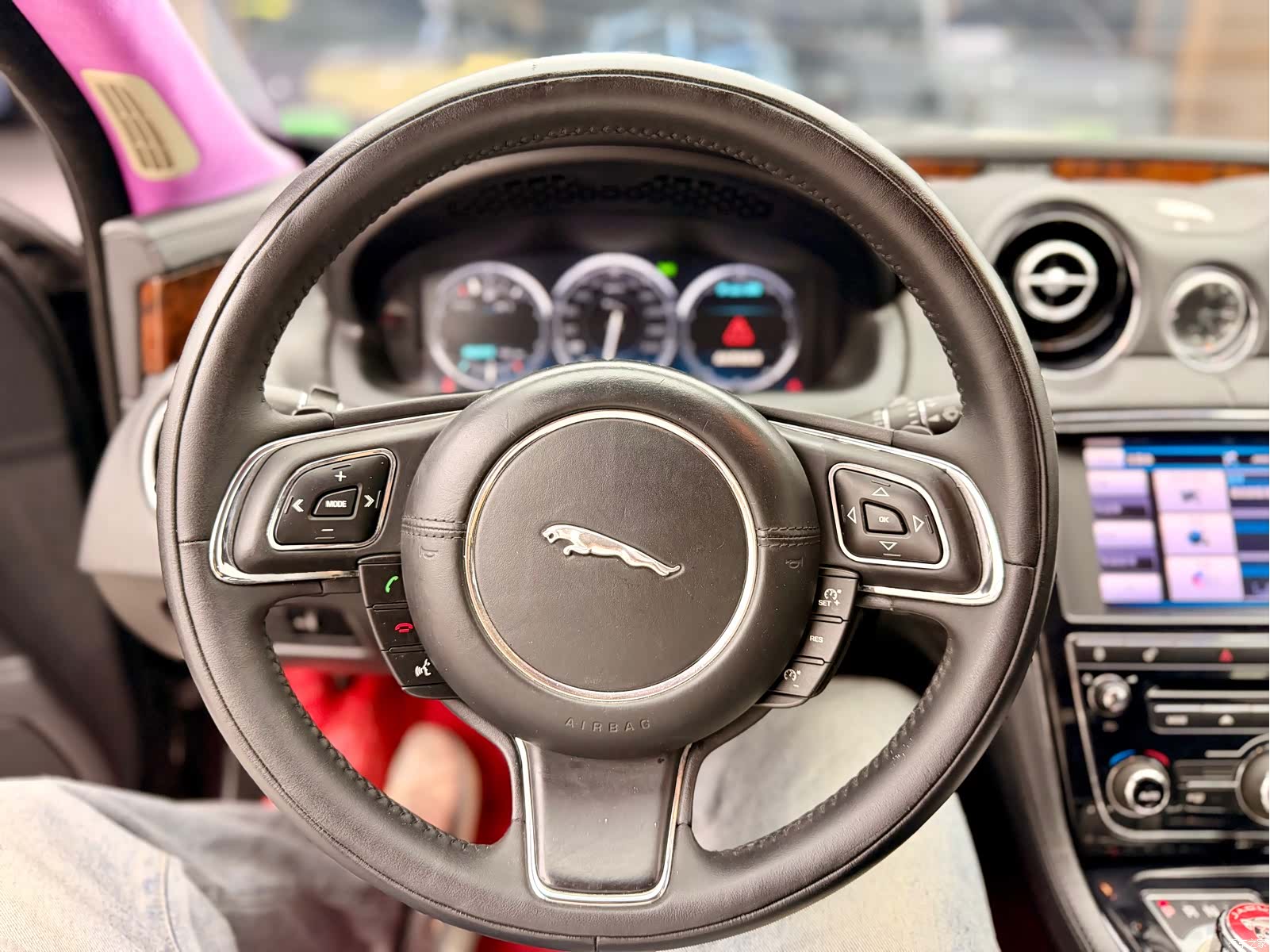 Jaguar XJ, 2014 13