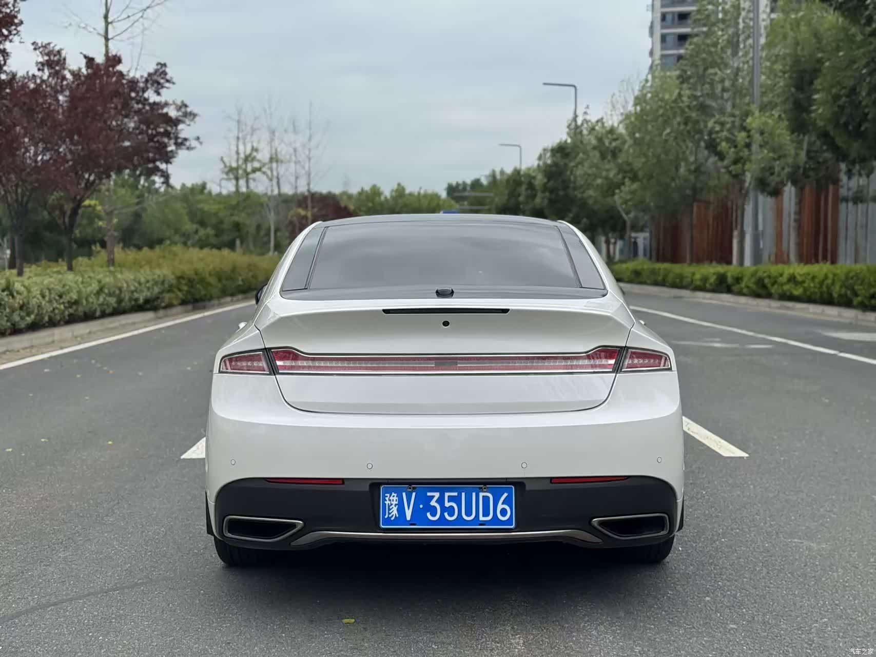 Lincoln MKZ, 2018 11