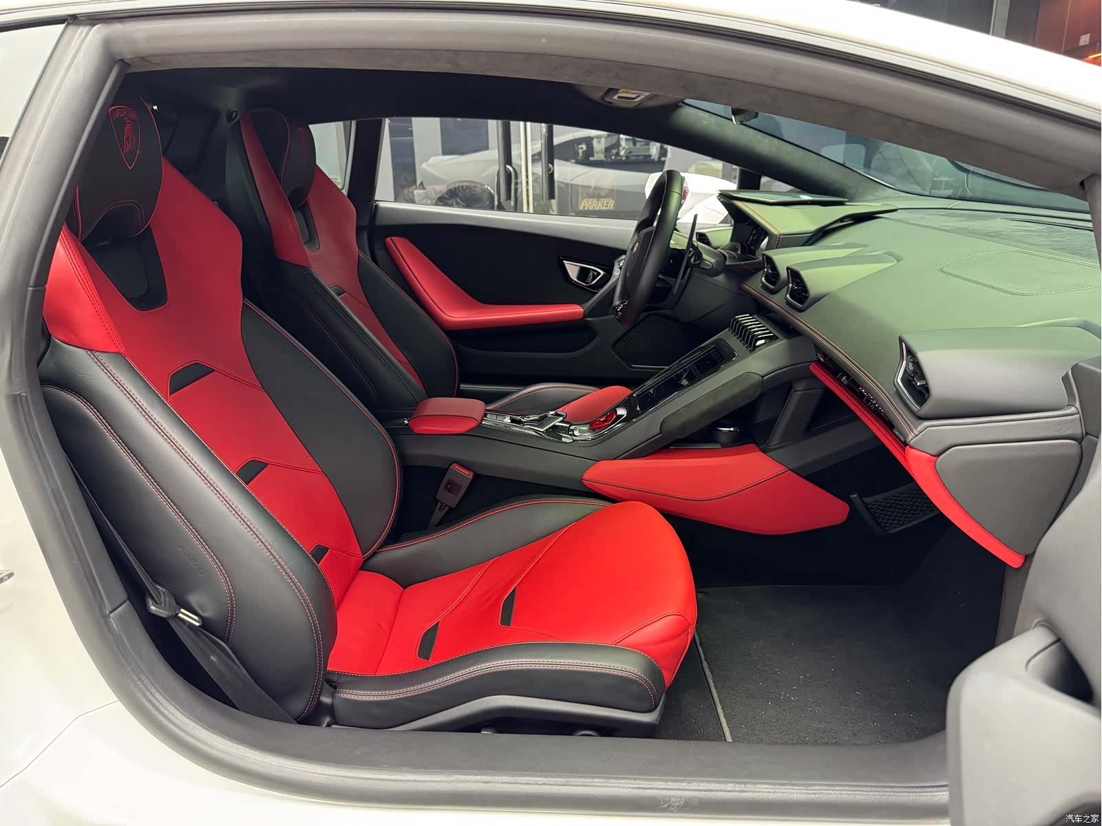 Lamborghini Huracán, 2022 13