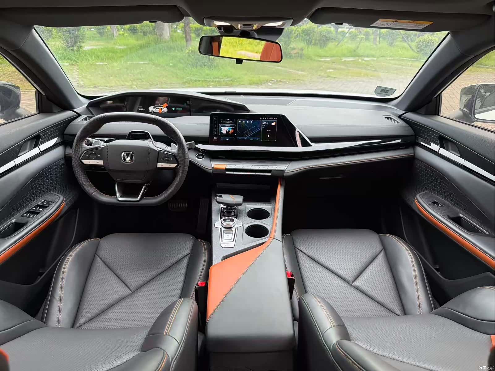 Changan UNI-V, 2023 8