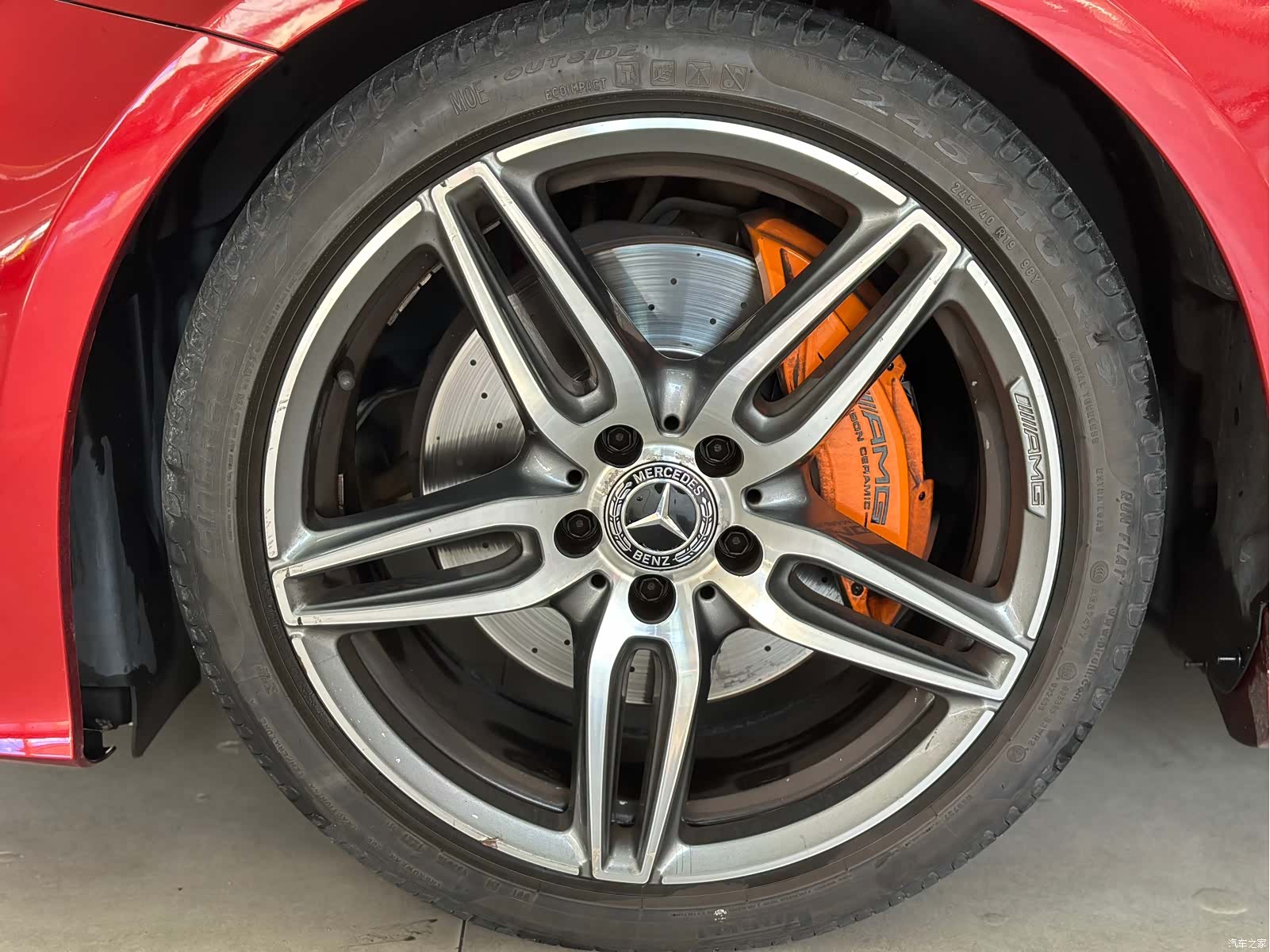 Mercedes-Benz E-Class, 2019 19