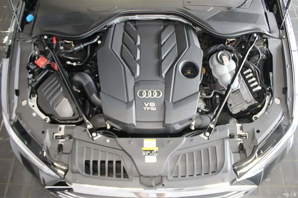 Audi A8L, 2022 16