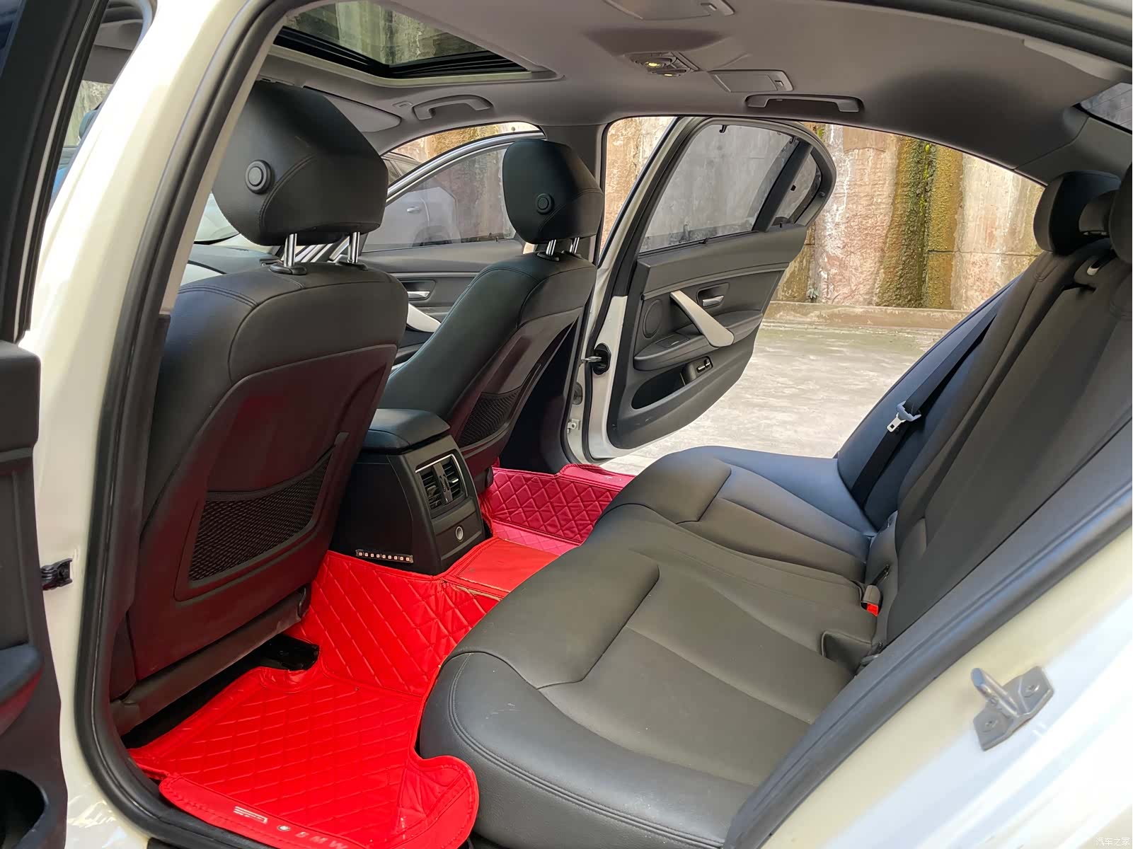 BMW 3 Series, 2016 12