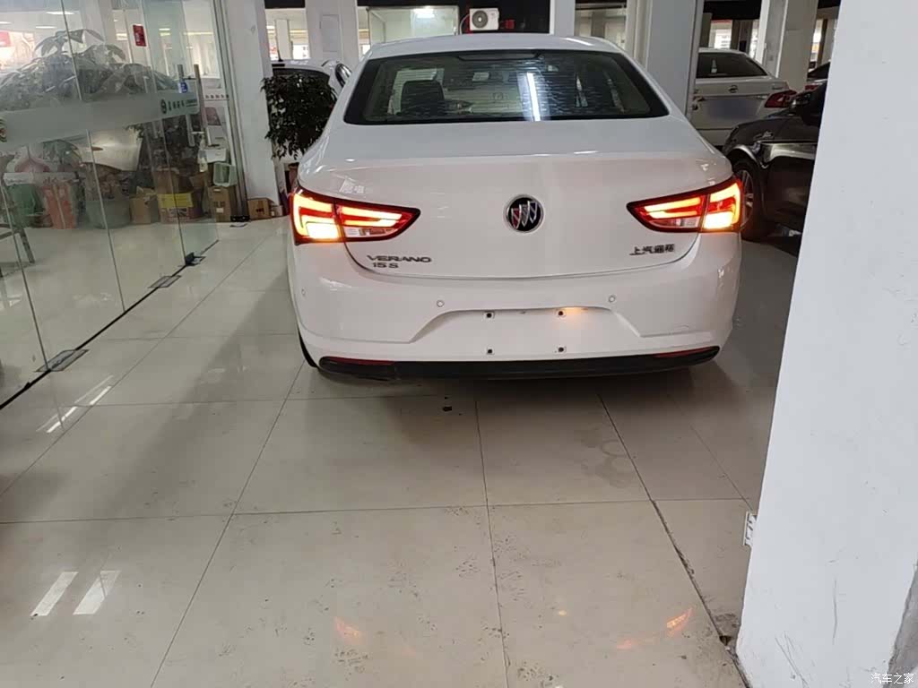 Buick Verano, 2018 6