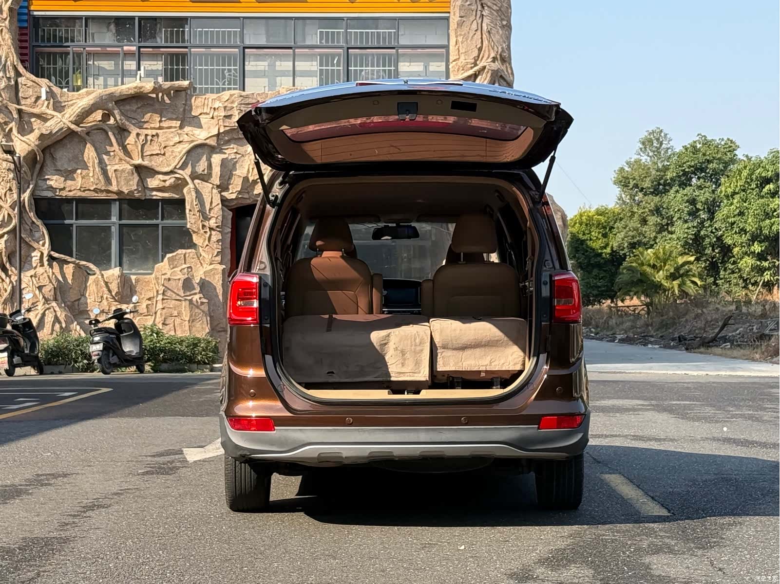Wuling 730, 2018 14