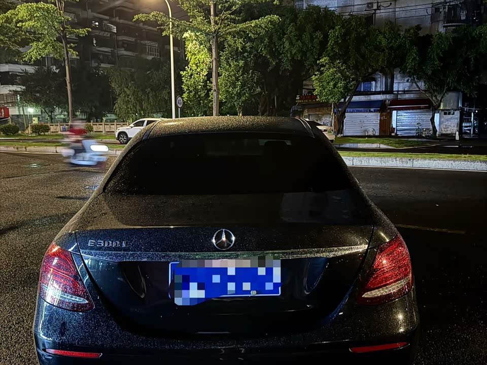 Mercedes-Benz E-class Mercedes-Benz E-class
