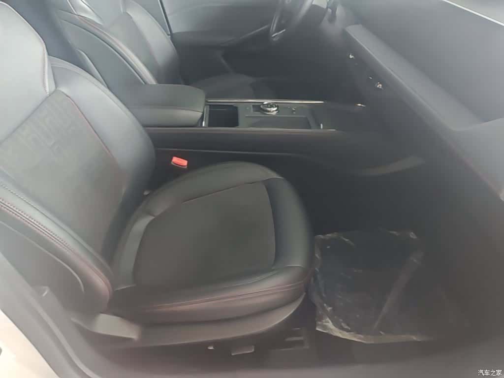 Ford Mondeo, 2023 25