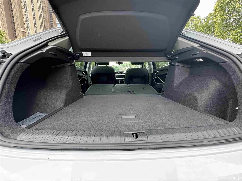 Audi Q3, 2022 33